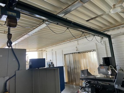 1 Portalkran mit Elektrokettenzug Abus, Tragkraft 1 t